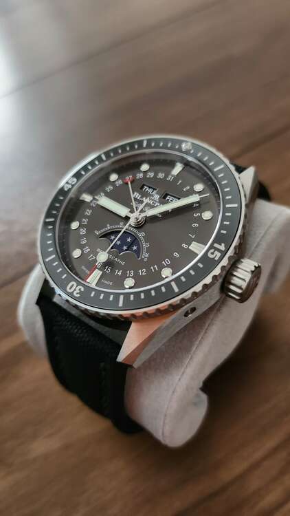 その他 ブランパン （高級時計）の商品画像 - 査定依頼日：2025年2月27日 - 最高査定価格：1,100,000円