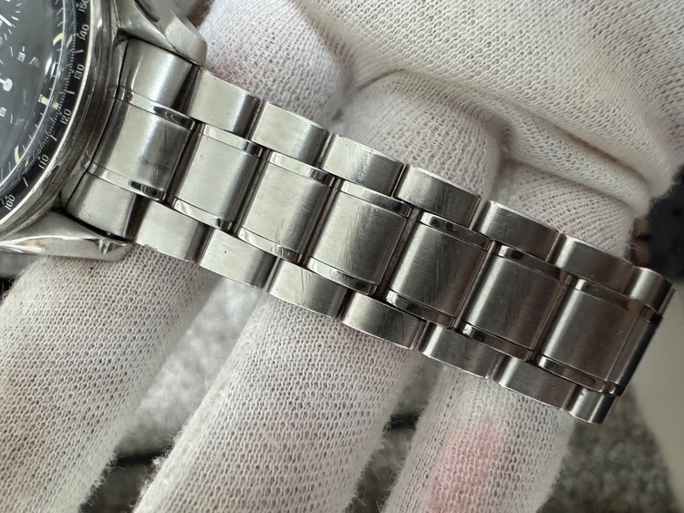 オメガ スピードマスター 3570.5（高級時計）の商品画像 - 査定依頼日：2025年10月19日 - 最高査定価格：600,000円