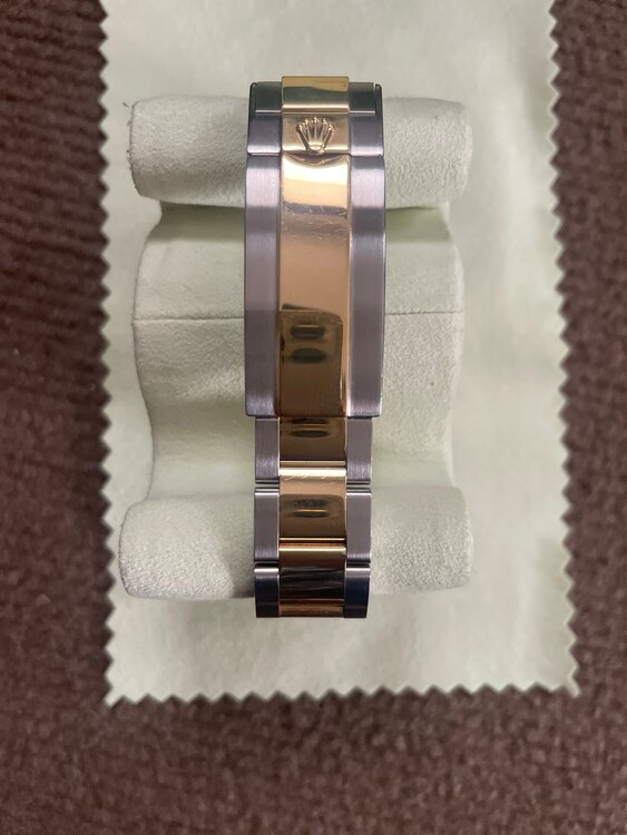 ロレックス サブマリーナー （高級時計）の商品画像 - 査定依頼日：2025年5月19日 - 最高査定価格：2,150,000円