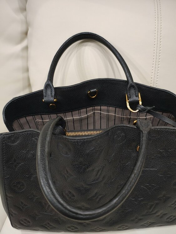 モンテーニュ（ブランドバッグ）の商品画像 - 査定依頼日：2026年4月20日 - 最高査定価格：135,000円