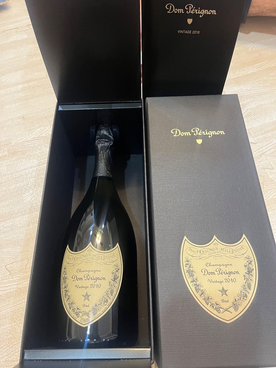 シャンパン ドン・ペリニヨン（お酒）の商品画像 - 査定依頼日：2026年8月3日 - 最高査定価格：22,000円