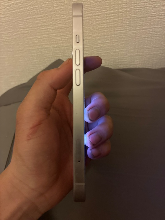 iPhone14（スマホ）の商品画像 - 査定依頼日：2026年2月5日 - 最高査定価格：49,000円