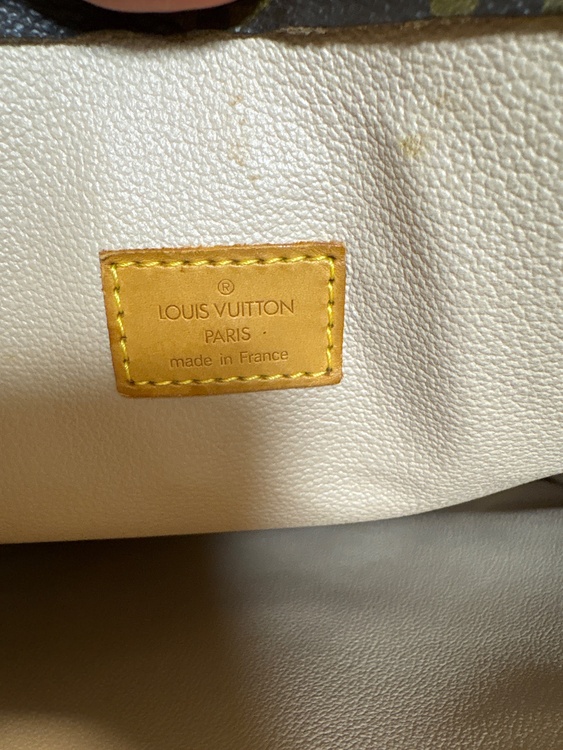 不明（ブランドバッグ）の商品画像 - 査定依頼日：2026年1月26日 - 最高査定価格：16,000円