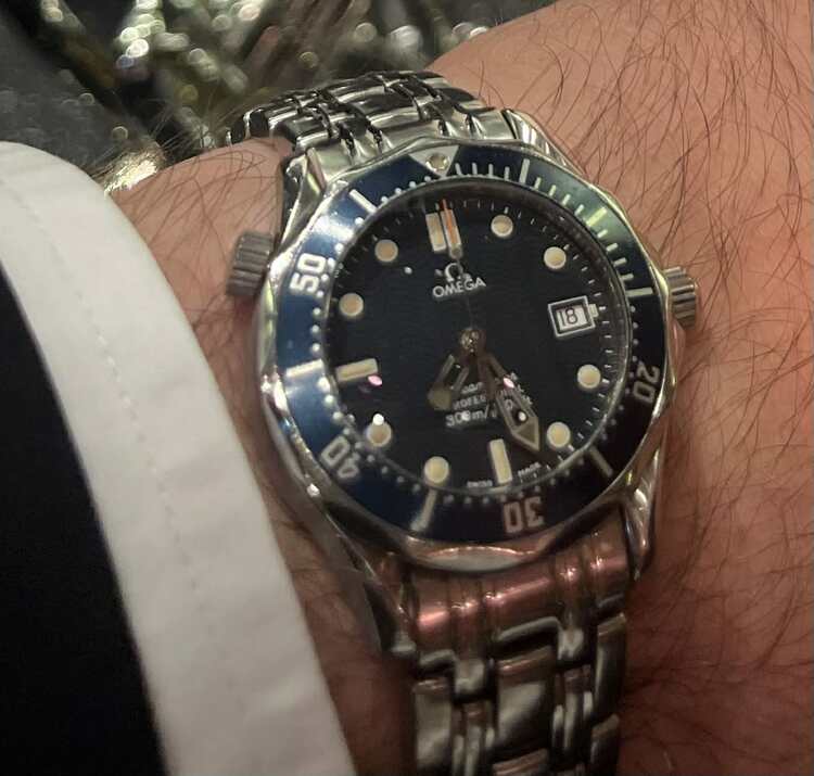 オメガ シーマスター 300ｍ（高級時計）の商品画像 - 査定依頼日：2026年3月18日 - 最高査定価格：600,000円