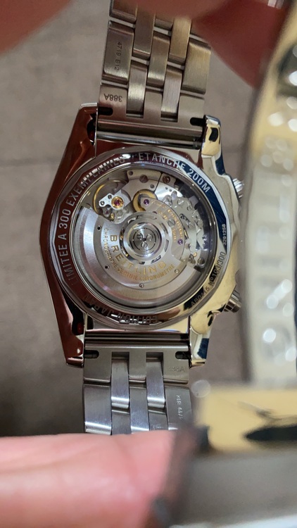 ブライトリング クロノマット AB01152A（高級時計）の商品画像 - 査定依頼日：2025年6月17日 - 最高査定価格：520,000円