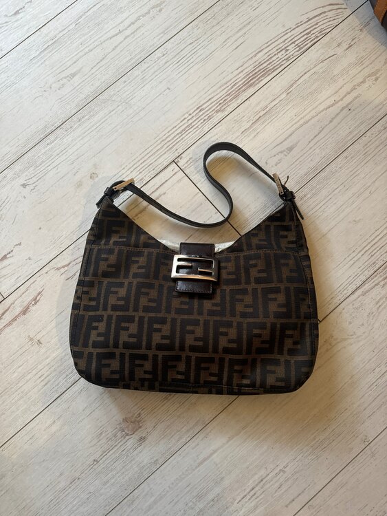 バッグ（ブランドバッグ）の商品画像 - 査定依頼日：2025年2月19日 - 最高査定価格：90,000円