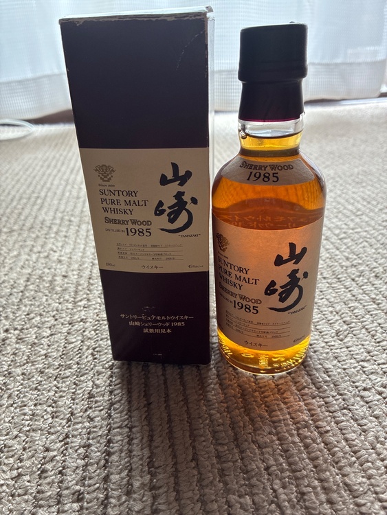 ウイスキー サントリー山崎（お酒）の商品画像 - 査定依頼日：2026年5月28日 - 最高査定価格：145,000円