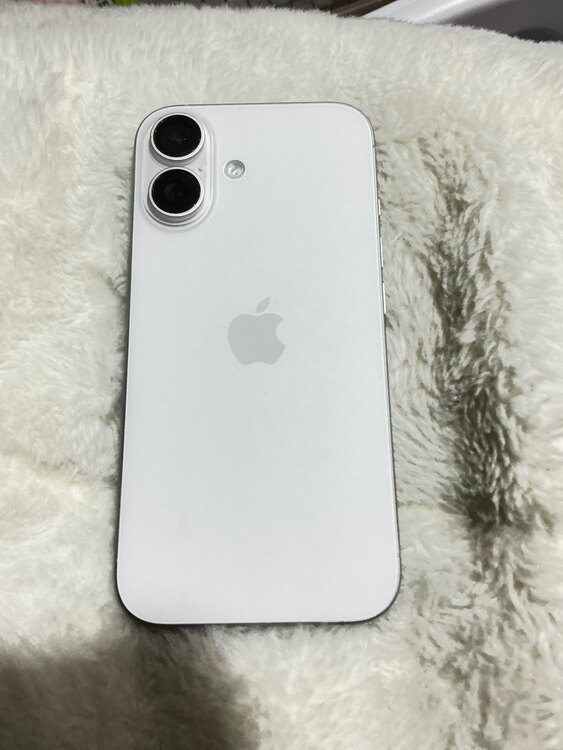 iPhone 16 128GB Softbank（スマホ）の商品画像 - 査定依頼日：2025年2月21日 - 最高査定価格：94,000円