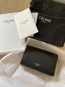 celine グレインドカーフスキン カードホルダー（ブランド財布・小物）の商品画像 - 査定依頼日：2025年2月7日 - 最高査定価格：27,000円