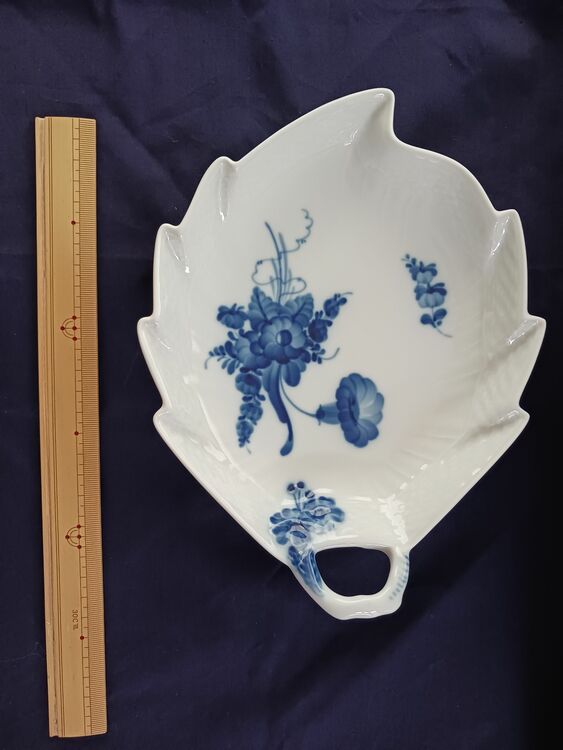 ロイヤルコペンハーゲン ブルーフラワー リーフディッシュ　2枚（食器）の商品画像 - 査定依頼日：2025年8月21日 - 最高査定価格：4,000円