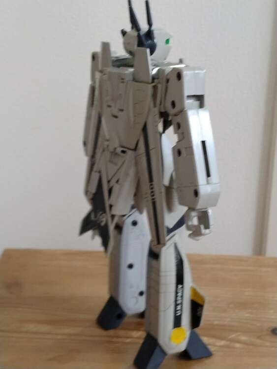 マクロス　超合金ロボット（その他のおもちゃ）の商品画像 - 査定依頼日：2025年1月20日 - 最高査定価格：2,000円