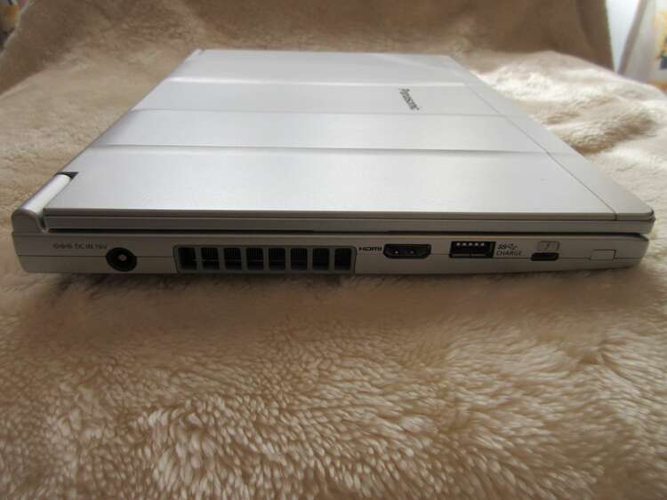 パナソニックレッツノート　CF-SV8（PC・タブレット）の商品画像 - 査定依頼日：2025年1月25日 - 最高査定価格：12,000円