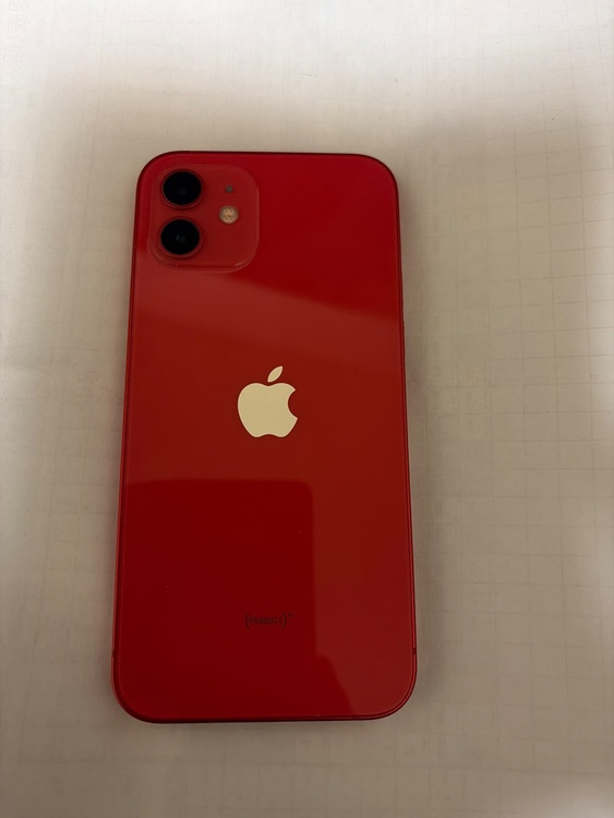 iPhone 12 64GB SIMフリー（スマホ）の商品画像 - 査定依頼日：2026年3月18日 - 最高査定価格：24,000円