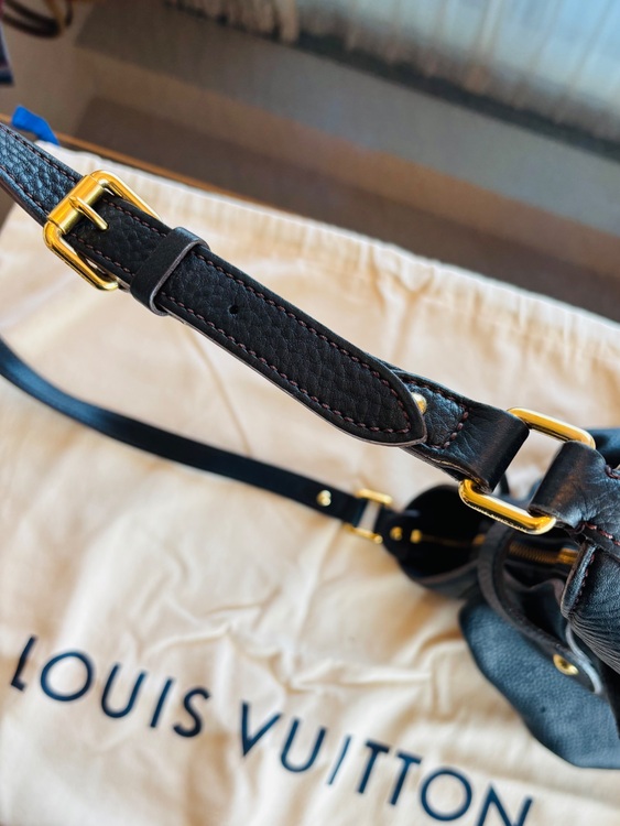 マヒナ XS ショルダーバッグ（ブランドバッグ）の商品画像 - 査定依頼日：2025年8月3日 - 最高査定価格：80,000円