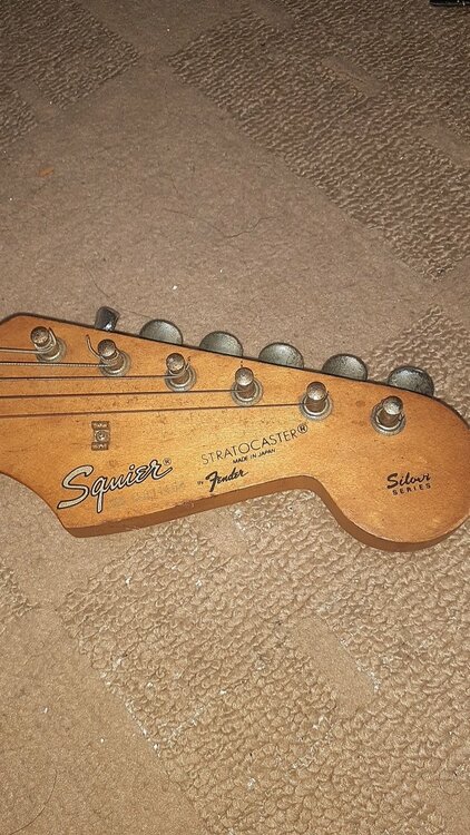 Squire by Fender Silver Series　Q011464（ピアノ・楽器・PA機材）の商品画像 - 査定依頼日：2026年4月19日 - 最高査定価格：100,000円