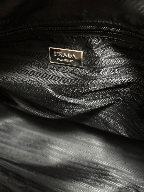 プラダボストンバック（ブランドバッグ）の商品画像 - 査定依頼日：2025年11月27日 - 最高査定価格：30,000円