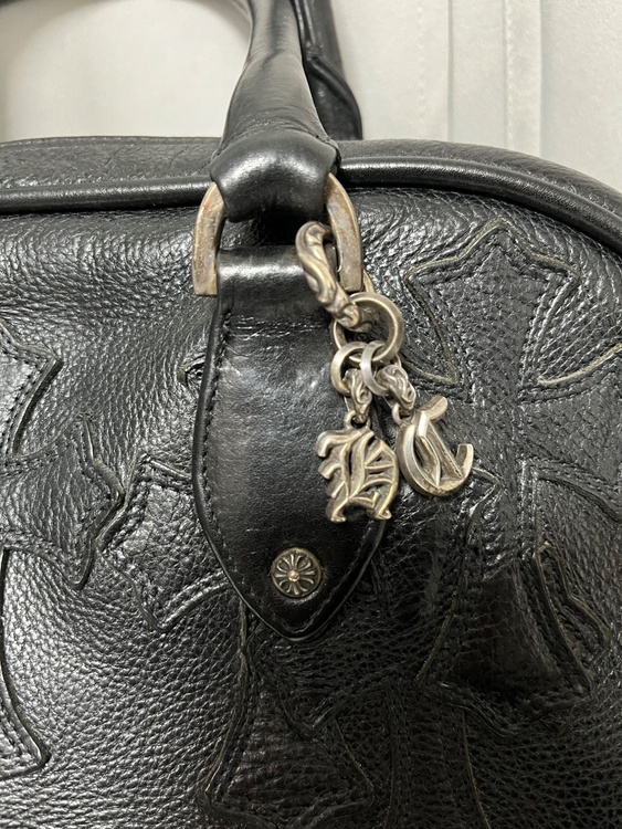 クロムハーツ　ジムバック　CHチャーム付き　ミディアム（古着・ファッション）の商品画像 - 査定依頼日：2026年3月17日 - 最高査定価格：300,000円