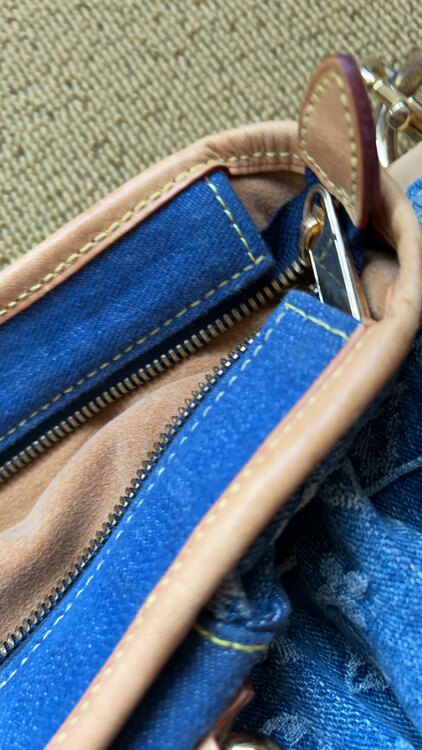 ヴィトン デニムバッグ（ブランドバッグ）の商品画像 - 査定依頼日：2025年5月22日 - 最高査定価格：160,000円