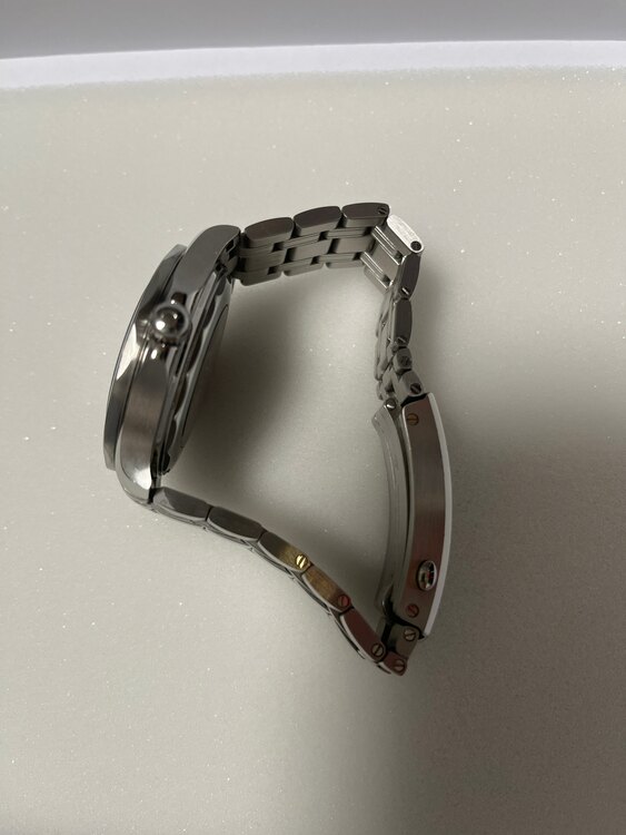 オメガ シーマスター 210.30.42.20.10.001（高級時計）の商品画像 - 査定依頼日：2024年12月20日 - 最高査定価格：600,000円