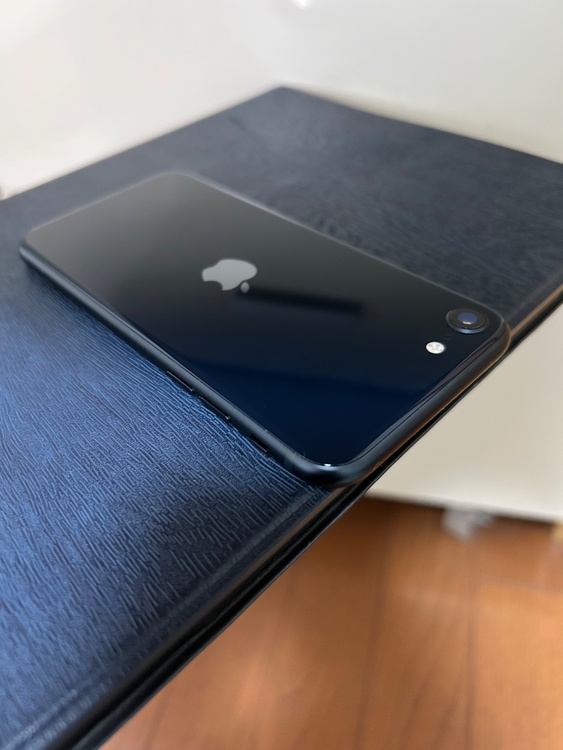 iPhoneSE第3世代（スマホ）の商品画像 - 査定依頼日：2026年3月20日 - 最高査定価格：14,000円