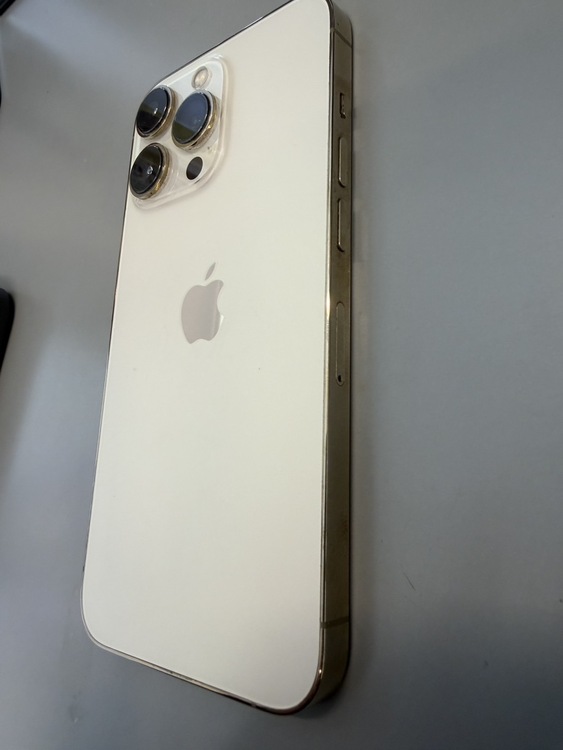 iPhone13pro（スマホ）の商品画像 - 査定依頼日：2026年5月14日 - 最高査定価格：38,000円