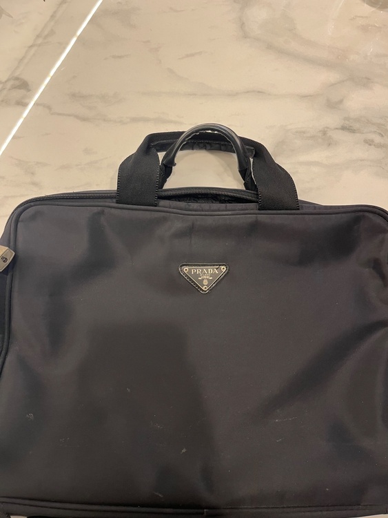 プラダ  （ブランドバッグ）の商品画像 - 査定依頼日：2026年2月3日 - 最高査定価格：20,000円