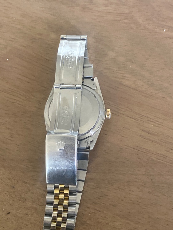 ロレックスデイトジャスト（高級時計）の商品画像 - 査定依頼日：2025年9月14日 - 最高査定価格：1,100,000円