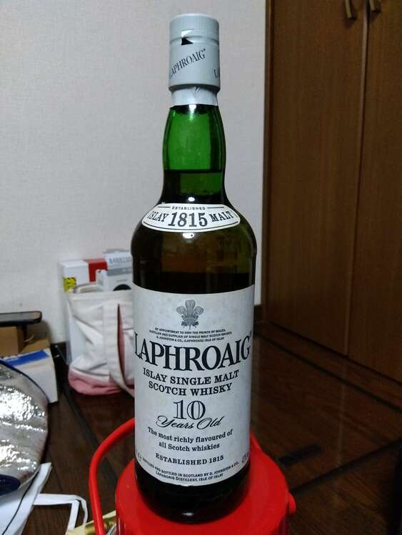 ラフロイグ　10年もの（今は多分25年もの）（お酒）の商品画像 - 査定依頼日：2025年4月26日 - 最高査定価格：13,000円