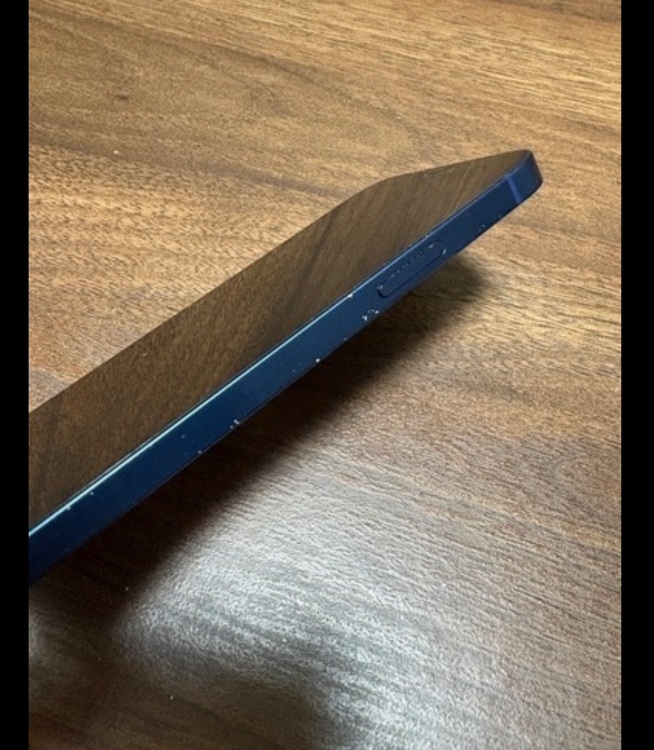 iPhone12（スマホ）の商品画像 - 査定依頼日：2025年8月18日 - 最高査定価格：23,000円