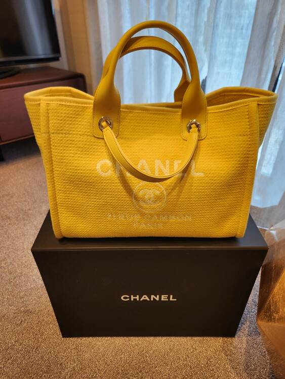 ドゥーヴィル（ブランドバッグ）の商品画像 - 査定依頼日：2025年12月20日 - 最高査定価格：400,000円