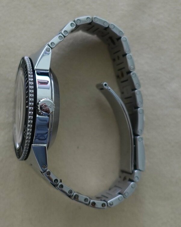 アクアタイマーＧＳＴ（高級時計）の商品画像 - 査定依頼日：2026年1月4日 - 最高査定価格：440,000円