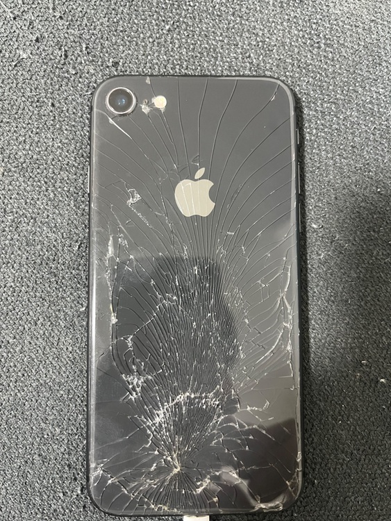 MQ782J/A（スマホ）の商品画像 - 査定依頼日：2026年3月7日 - 最高査定価格：2,000円