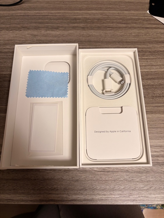 iPhone 14 Pro 256GB SIMフリー（スマホ）の商品画像 - 査定依頼日：2026年2月8日 - 最高査定価格：70,000円