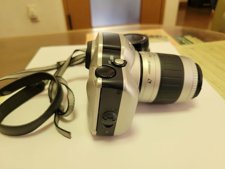 Nikon PRONEA S（カメラ）の商品画像 - 査定依頼日：2026年1月12日 - 最高査定価格：200円