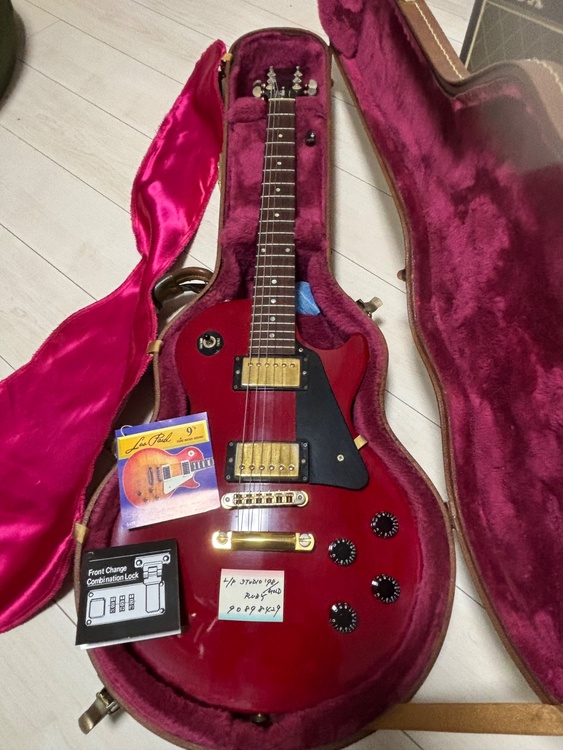 Gibson Les Paul Studio 1998 WineRed（ピアノ・楽器・PA機材）の商品画像 - 査定依頼日：2026年5月18日 - 最高査定価格：83,000円