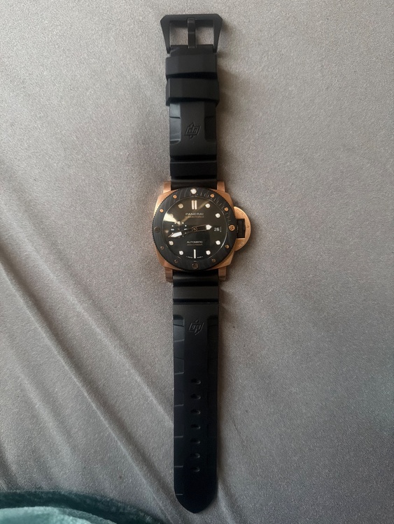 パネライ サブマーシブル o（高級時計）の商品画像 - 査定依頼日：2025年12月28日 - 最高査定価格：3,000,000円