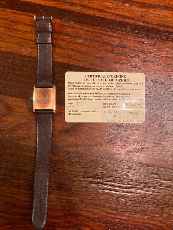 カルティエ タンク ６　07985（高級時計）の商品画像 - 査定依頼日：2025年5月13日 - 最高査定価格：350,000円