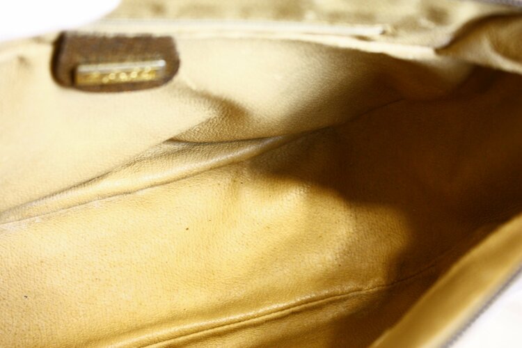 GUCCI GG キャンバス スプリーム ショルダーバッグ PVCレザー 001 58 0918（ブランドバッグ）の商品画像 - 査定依頼日：2026年10月15日 - 最高査定価格：10,000円