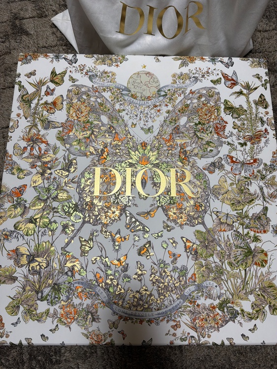 ブックトート（ブランドバッグ）の商品画像 - 査定依頼日：2025年12月22日 - 最高査定価格：100,000円