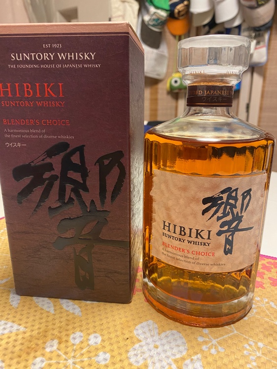 ウイスキー サントリー響 （お酒）の商品画像 - 査定依頼日：2025年12月20日 - 最高査定価格：13,500円