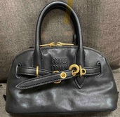 ミュウミュウ アバンチュール 2wayハンドバッグ（ブランドバッグ）の商品画像 - 査定依頼日：2025年10月1日 - 最高査定価格：280,000円