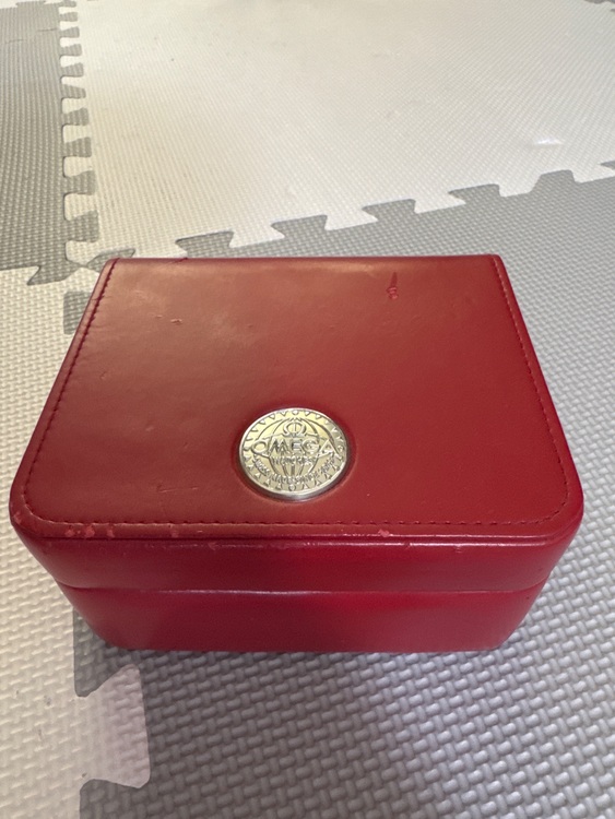 オメガ スピードマスター 3513500（高級時計）の商品画像 - 査定依頼日：2025年6月22日 - 最高査定価格：235,000円