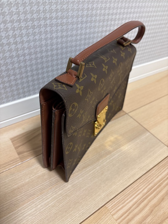 わかりません。（ブランドバッグ）の商品画像 - 査定依頼日：2025年12月18日 - 最高査定価格：55,000円