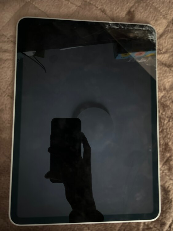 MHQX3J/A（PC・タブレット）の商品画像 - 査定依頼日：2025年3月11日 - 最高査定価格：18,000円