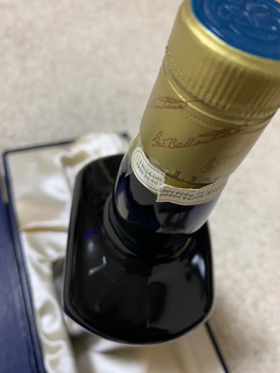 ウイスキー バランタイン （お酒）の商品画像 - 査定依頼日：2025年12月14日 - 最高査定価格：4,500円