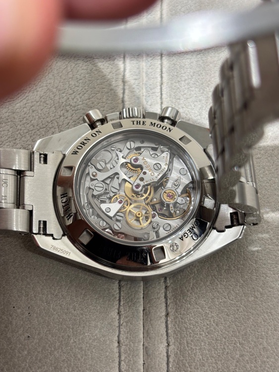 311.30.42.30.01.006（高級時計）の商品画像 - 査定依頼日：2025年8月28日 - 最高査定価格：650,000円