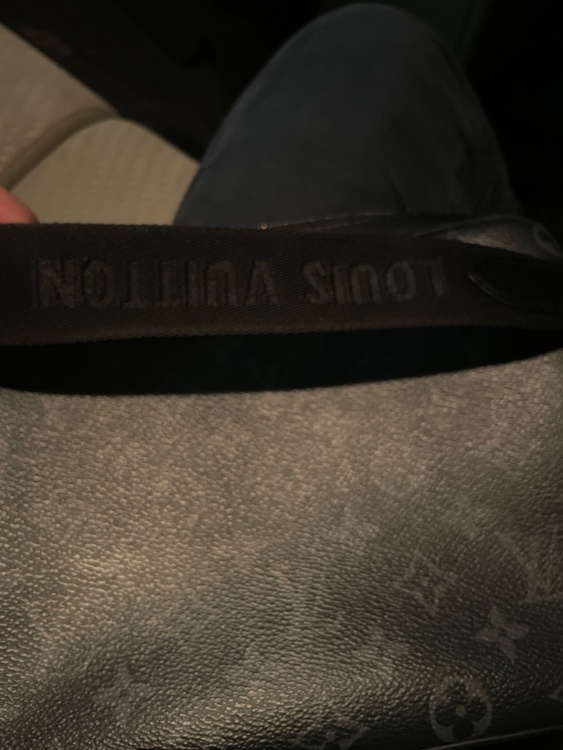 トリオメッセンジャー（ブランドバッグ）の商品画像 - 査定依頼日：2025年12月30日 - 最高査定価格：100,000円