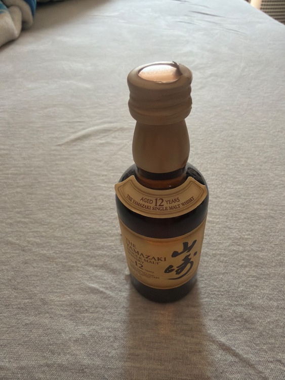 12 ミニボトル（お酒）の商品画像 - 査定依頼日：2026年2月12日 - 最高査定価格：1,500円