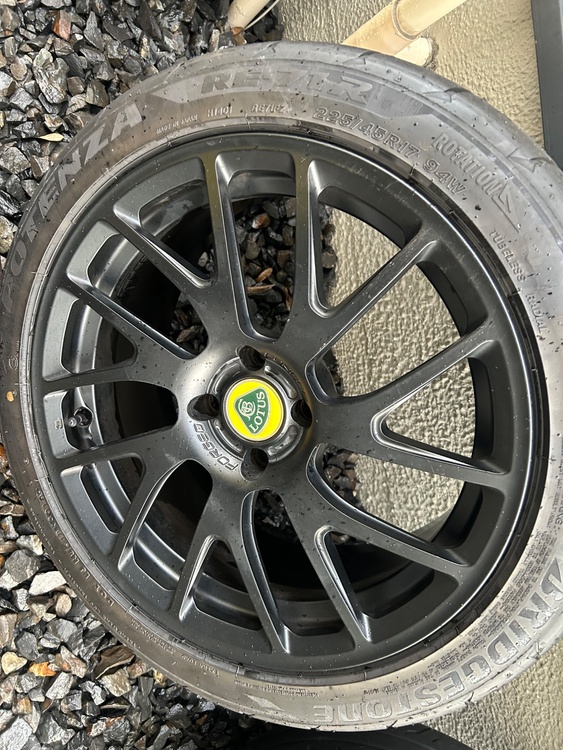 タイヤホイール　ロータスエリーゼ（カー用品）の商品画像 - 査定依頼日：2026年2月19日 - 最高査定価格：12,000円