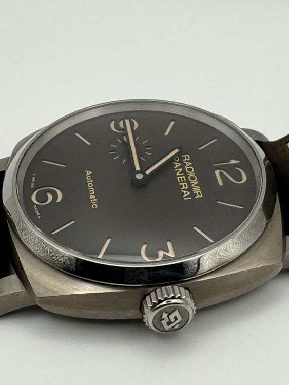 パネライ ラジオミール PAM0061（高級時計）の商品画像 - 査定依頼日：2025年4月9日 - 最高査定価格：700,000円